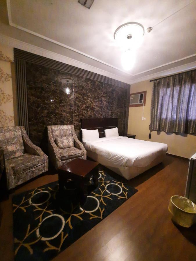 شقق العنوان للوحدات المخدومة Alanwaan Apartments For Serviced Units Даммам Экстерьер фото