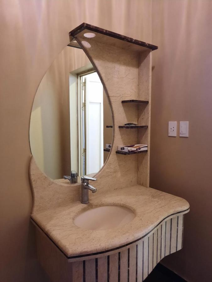 شقق العنوان للوحدات المخدومة Alanwaan Apartments For Serviced Units Даммам Экстерьер фото